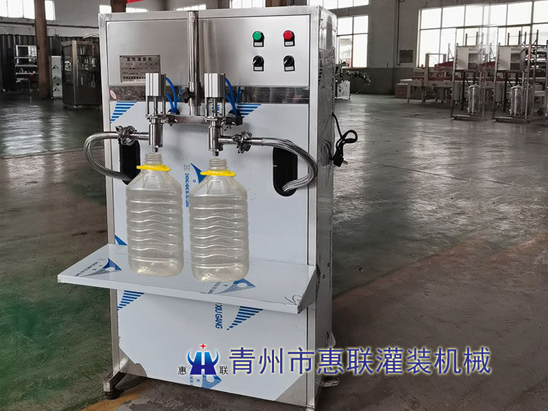 食用油灌裝機(jī)械設(shè)備廠家 食用油灌裝機(jī)械設(shè)備廠家