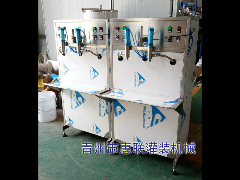 半自動(dòng)活塞式油類灌裝機(jī)